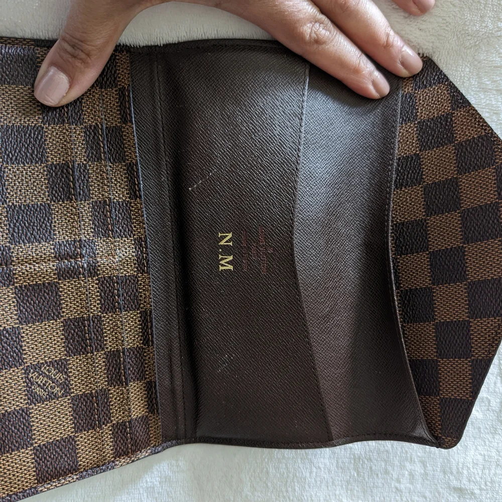 LV wallet - Picture 2 of 5